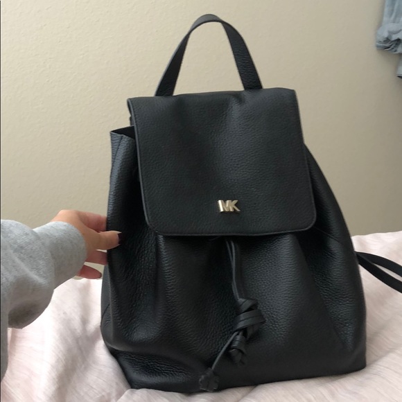 Handbags - Micheal Kors backpack